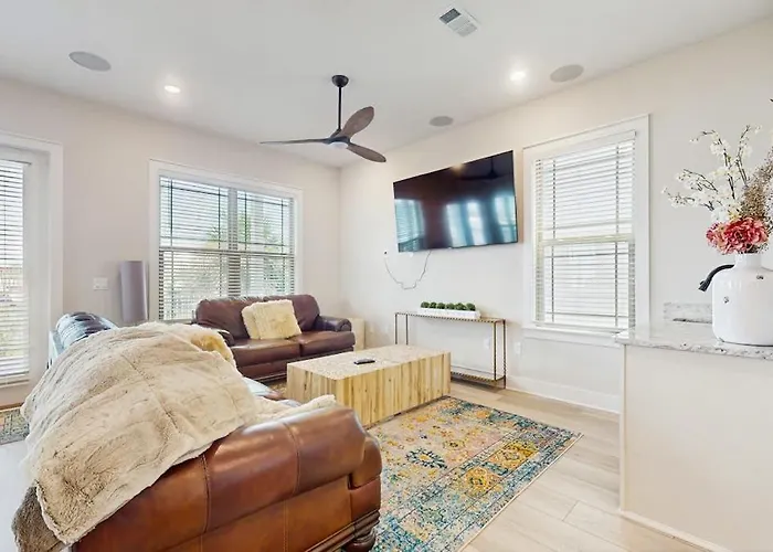 Holiday home Nautical In Coastal Community With Shared Pool Wifi Pet Friendly *
