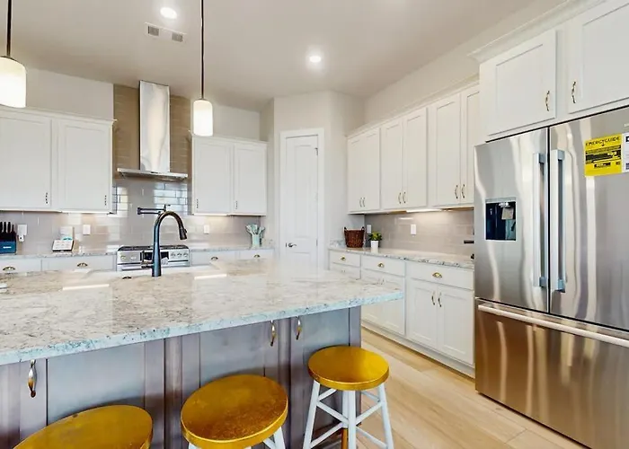 Nautical In Coastal Community With Shared Pool Wifi Pet Friendly Holiday home *