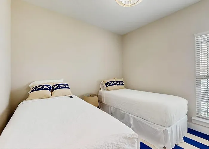Nautical In Coastal Community With Shared Pool Wifi Pet Friendly *